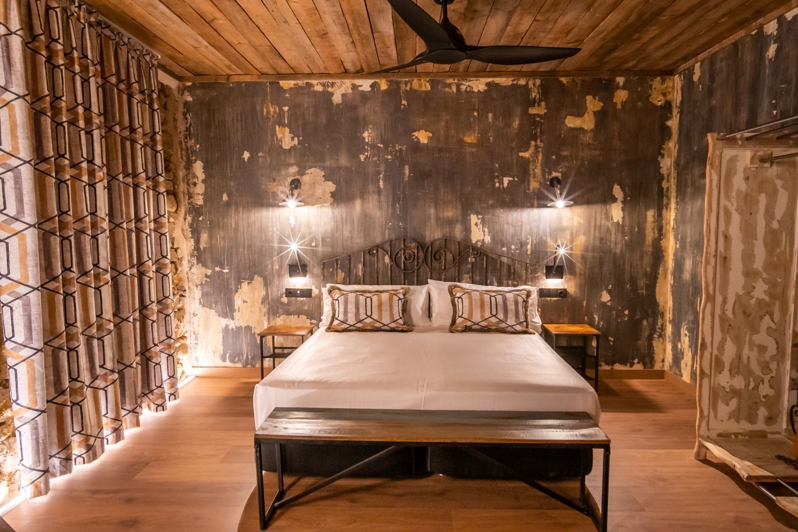 Escorpión · Doble Superior · Somnifabrik Hotel